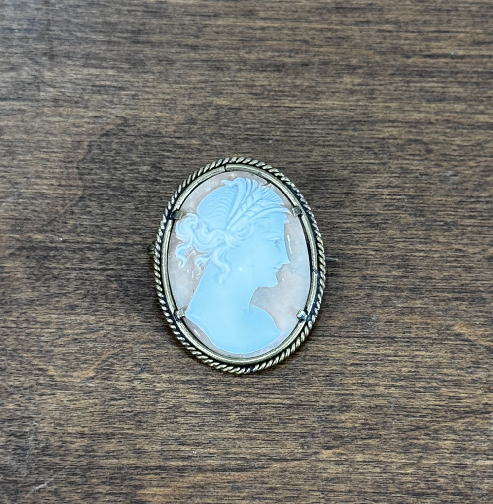 Vintage Cameo Pin Brooch 1.25" Long